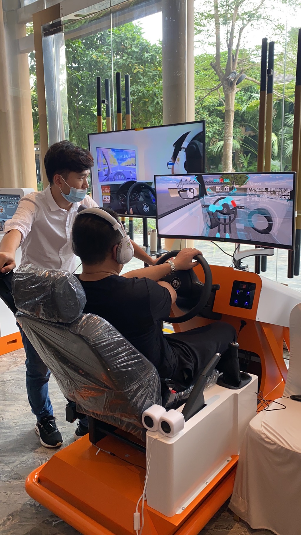 駕校機器人教學